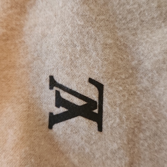 Vintage 90s Louis Vuitton Magazine Bag - Picture 16 of 17